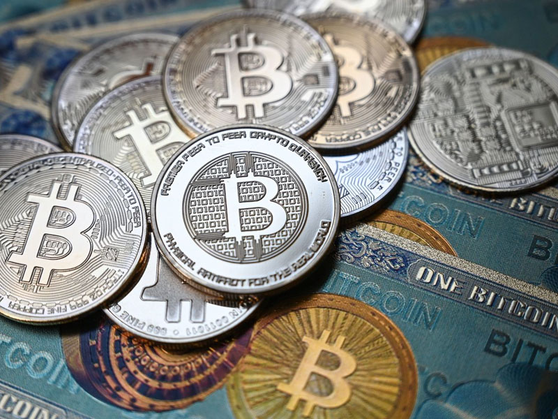 Tổng số nguồn cung của Bitcoin trên thị trường là bao nhiêu?