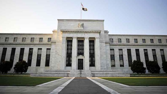 Fed vẫn trì hoãn thắt chặt chính sách